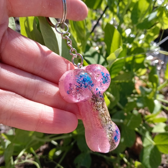 Keychain - Picture 3 of 7